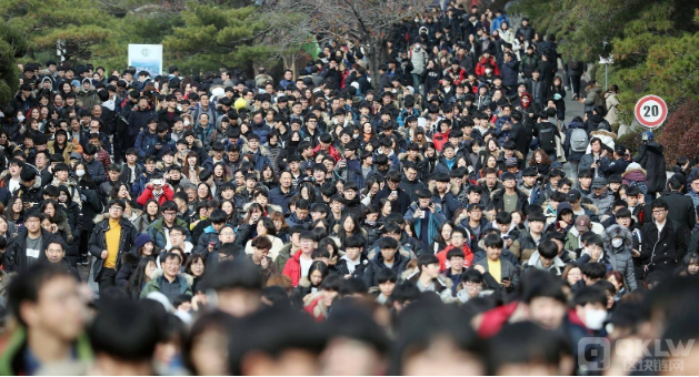 压上毕生积蓄，背负巨额贷款，韩国年轻人赌命炒币？