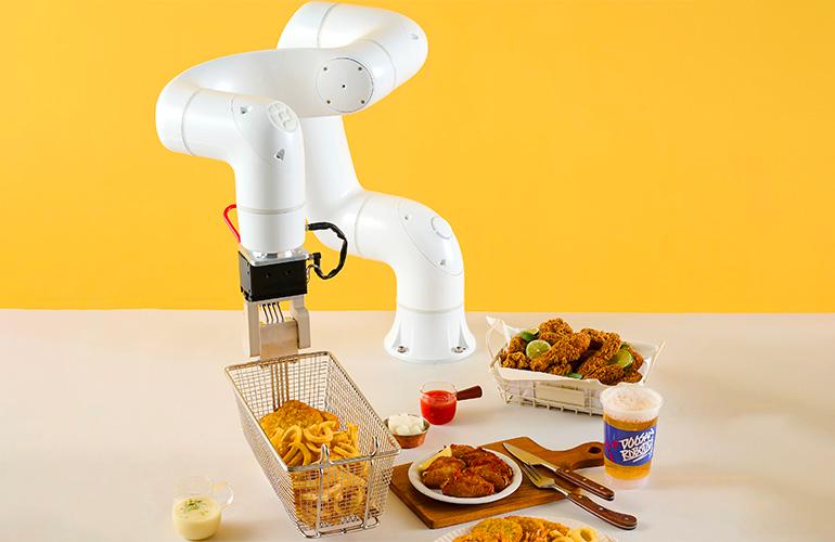 韩国今年最大IPO，会做炸鸡、咖啡和啤酒的斗山机器人